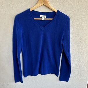 Royal Blue 100% cashmere Sweater by Adrienne Vittadini